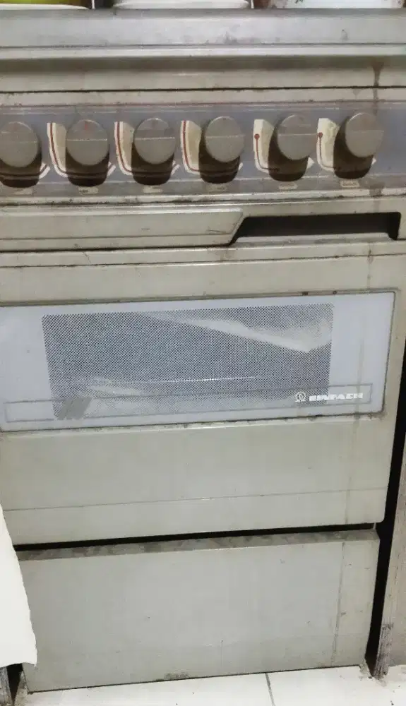 Jual cepat kompor gas 4 tungku + oven einfach