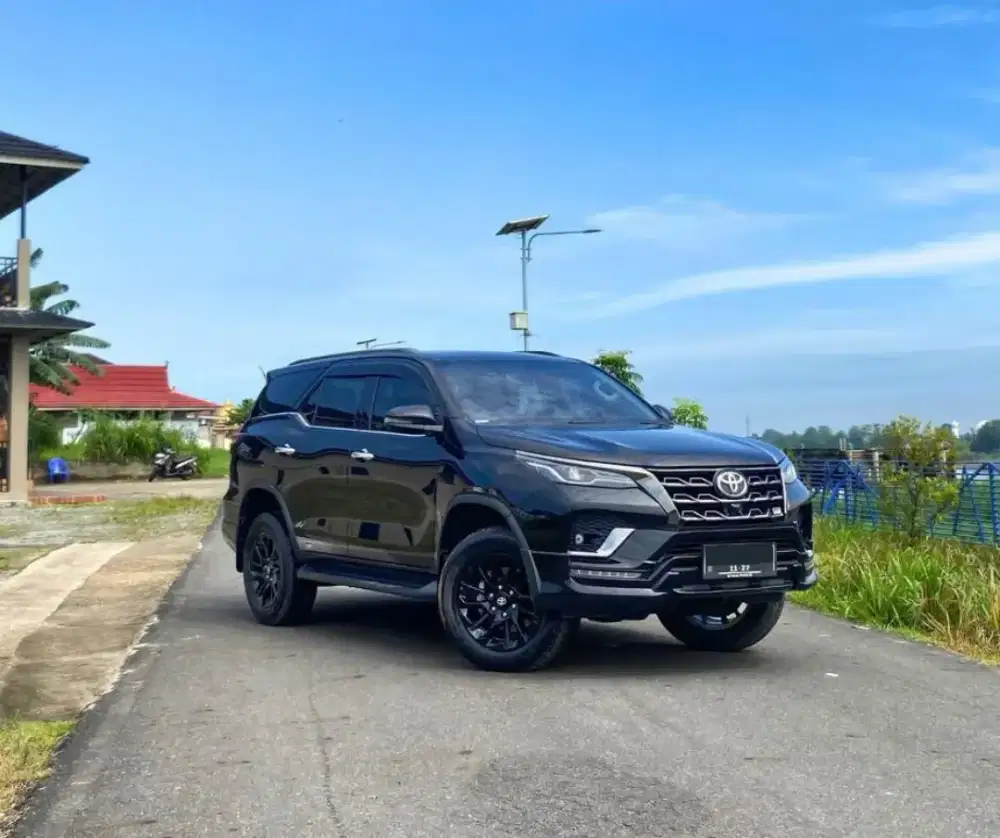 Fortuner 2.8 GR 2022 Matic