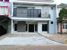 Dijual cepat rumah 2 lantai rapi siap huni di kota wisata