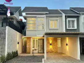 Dijual rumah minimalis 2 lantai siap huni di metland