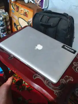 MACBOOK PRO 15INCH LATE 2011