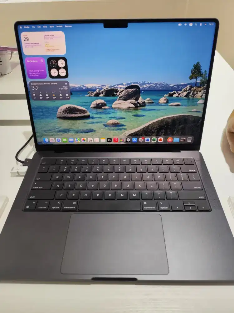 MACBOOK PRO M4, KREDIT? PAKAI HOME CREDIT