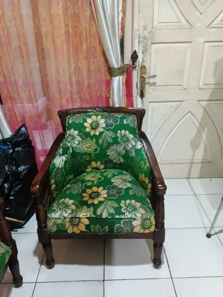 Jual sofa jati 1 set (isi 4 bangku)