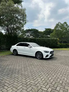Mercedes Benz E300 AMG 2022