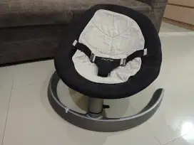 Nuna leaf bouncer