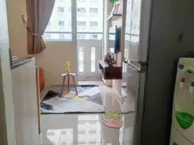 Sewa Atas Mall Green Pramuka Lt. 8 2BR Furnished