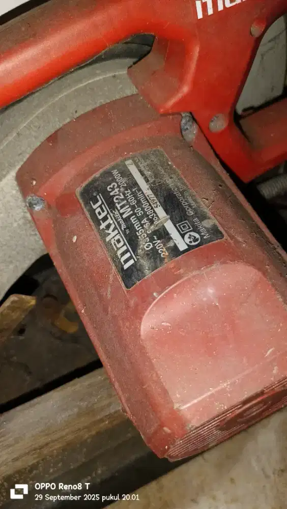 Gurinda cutting MAKITA