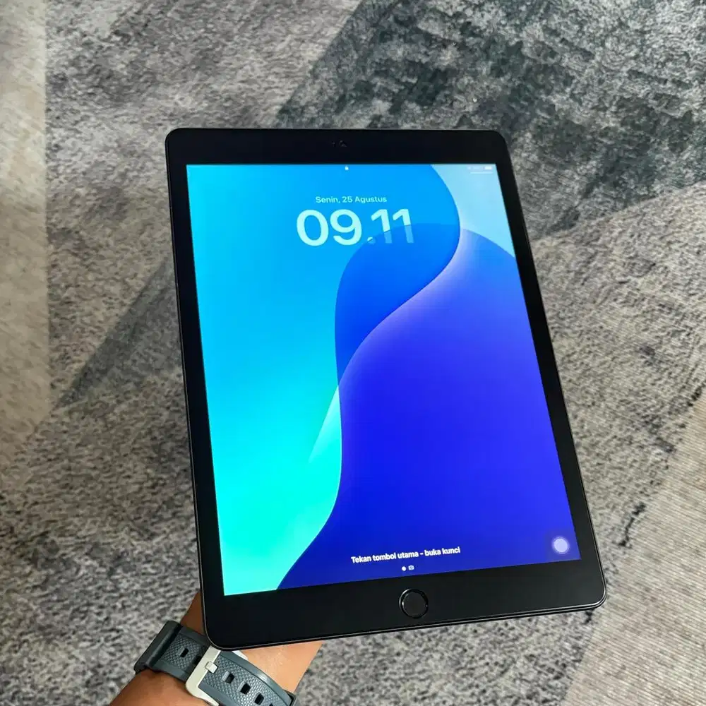 Ipad 8th gen 8 32GB - not 6 7 cari barteran samsung tab s6 lite + pen