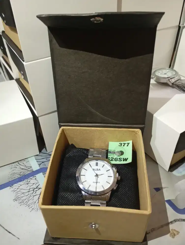 COD jam tangan alba quartz