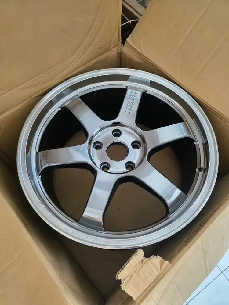 Rays Te37 Ultra Ring 19 5x120 made in japan