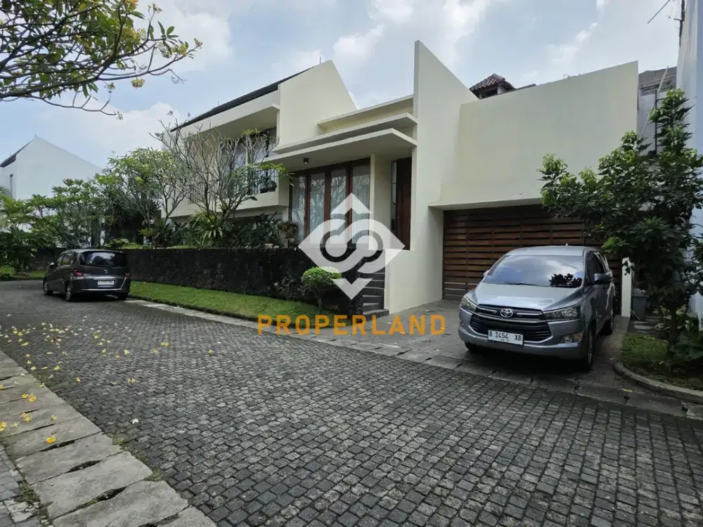 TOWNHOUSE  KEMANG  JAKARTA SELATAN
