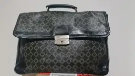 Preloved Tas Kulit asli muluss 90% like new merek Esquiere Korea