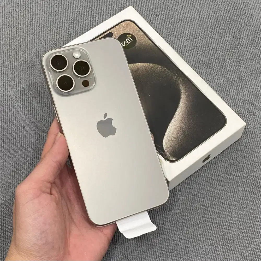 iPhone 15 Pro Max 256GB Natural Titanium Resmi iBox like new