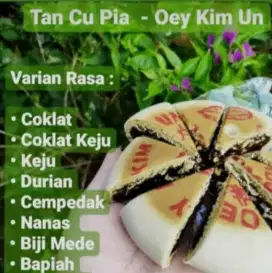 Kue Bulan Rasa Cokelat Keju
