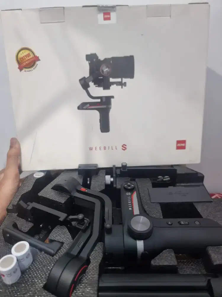 Stabilizer/Gimbal Kamera Zhiyun Weebill S