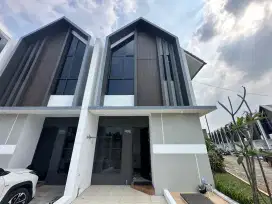 Rumah Siap Huni 2 Lantai Lokasi Strategis Tanpa DP