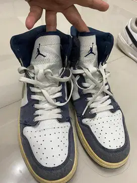 Sepatu nike ukuran 42