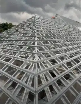 Renovasi bongkar pasang atap bajaringan