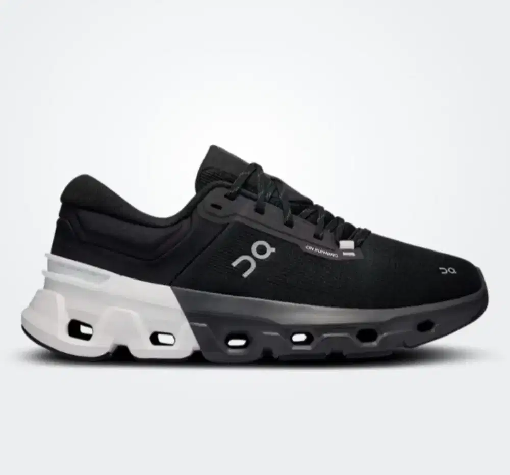 Sepatu On Cloud