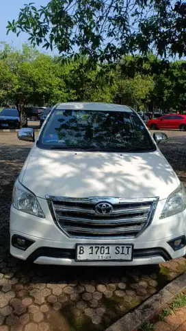 Kijang Innova g at bensin 2014
