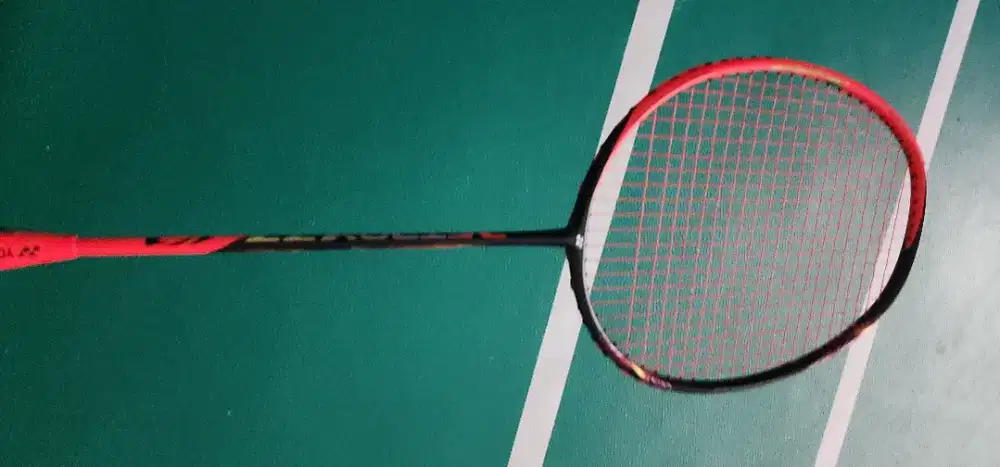 Yonex astrox 77 original 4ug5