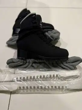 Dijual Sepatu Ice Skating Jackson Mystique 1593