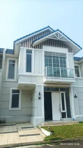 Rumah Suvarna Sutera Tangerang