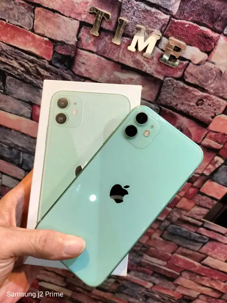 IPhone 11 128GB eks iBox