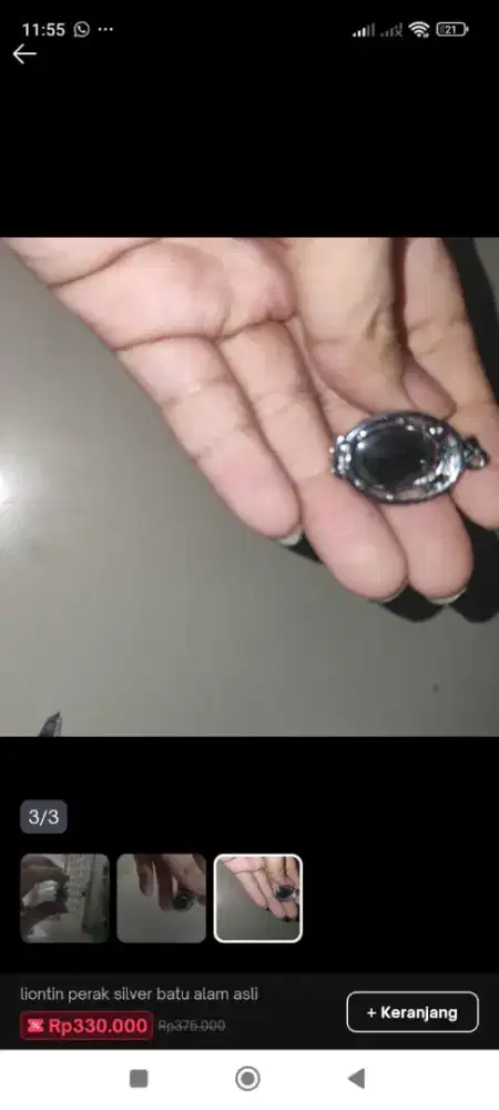 Liontin batu hijau