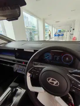 Hyundai Stargazer 2025 Bensin