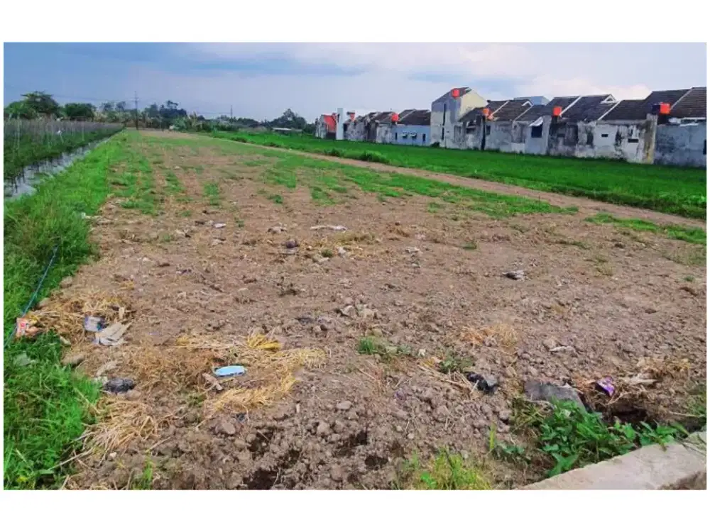Tanah Jalan Godean 300 Jt-an, Sertipikat SHM