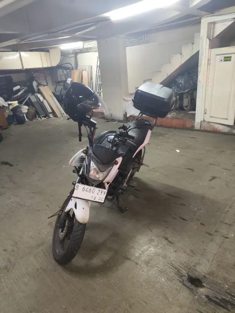 Cb150r 2010 tangan pertama