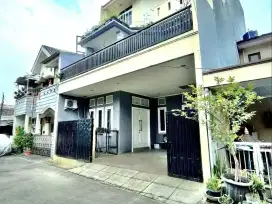 DD279 Rumah 3 Lantai Full Furnished Pekayon Galaxy Bekasi Selatan