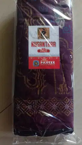 Sarung tenun batik nusantara
