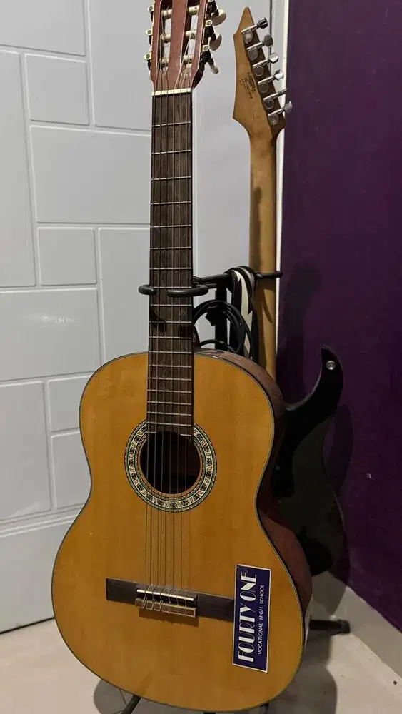 Gitar /Guitar Akustik Antonio Ramirez