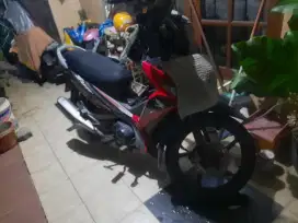 Motor supra x injeksi tahun 2016