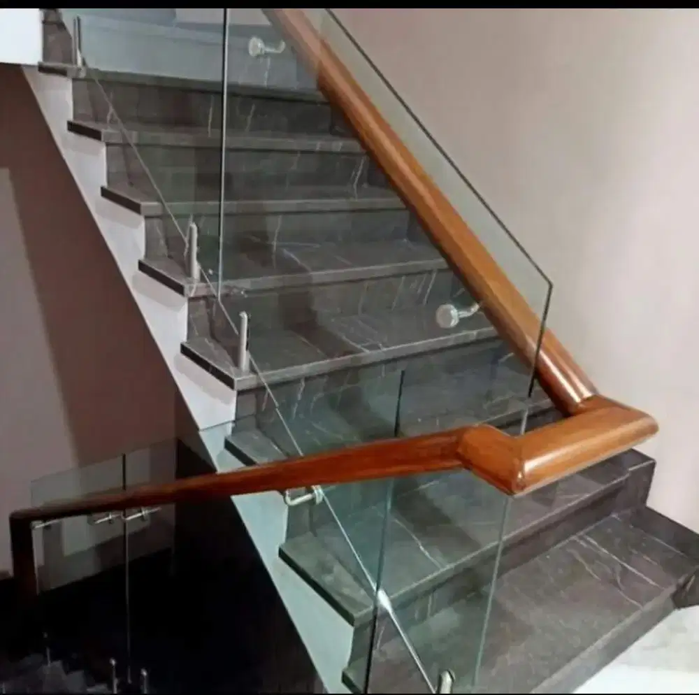 Balkon dan reling Stainles steel kaca