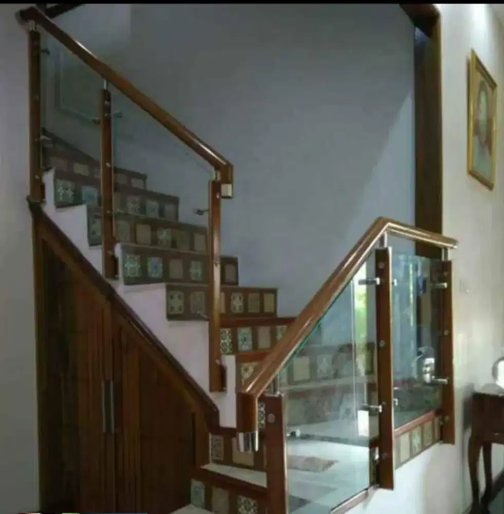 Balkon dan reling Stainles kaca moderen