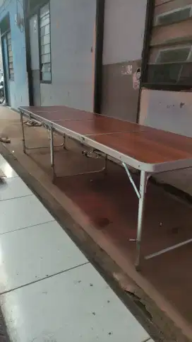 Meja lipat untuk dagang
