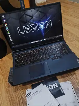 Lenovo Legion 5 15 Ryzen 5 RAM 32Gb/Ssd 512Gb dual VGA Nvidia RTX 3050