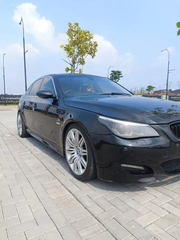 BMW E60 523i 2005