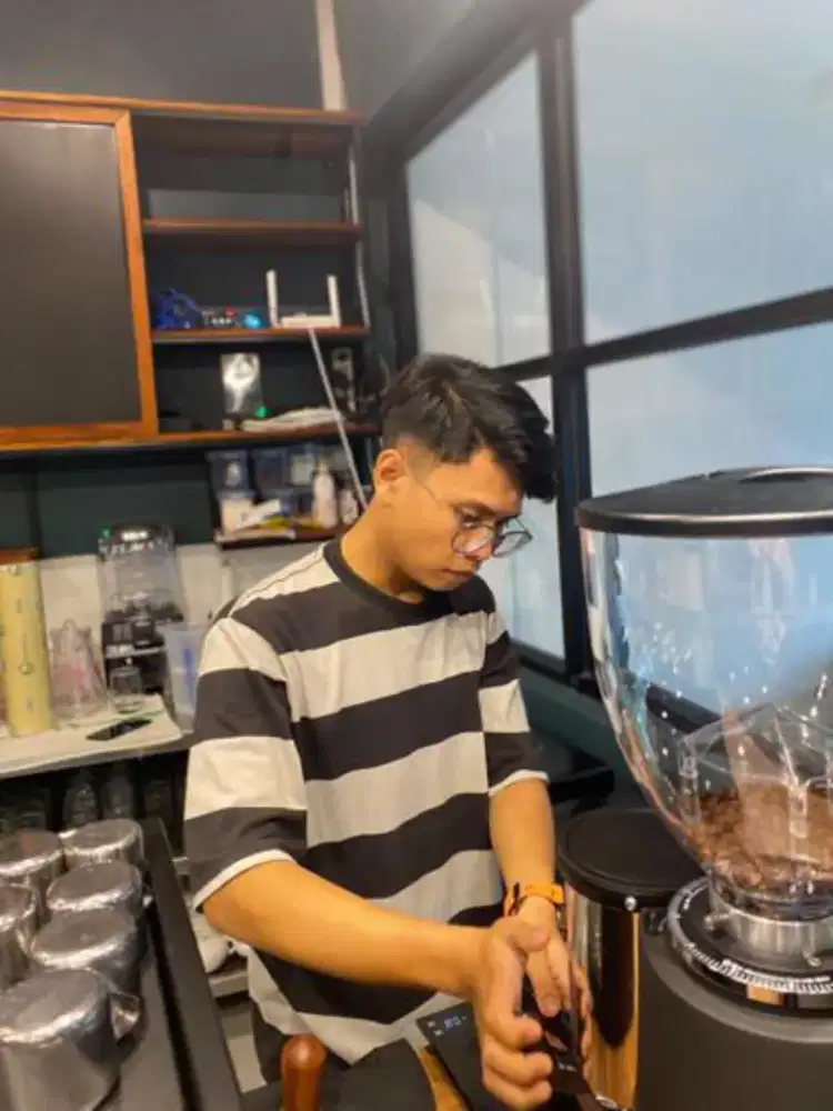 Mencari Loker Barista