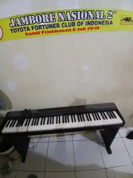 Jual piano lagi bubu