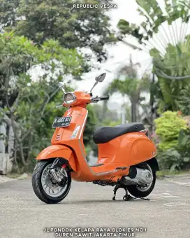 DIJUAL CEPAT VESPA SPRINT 150 3V TH 2014 PERFECT CONDITION