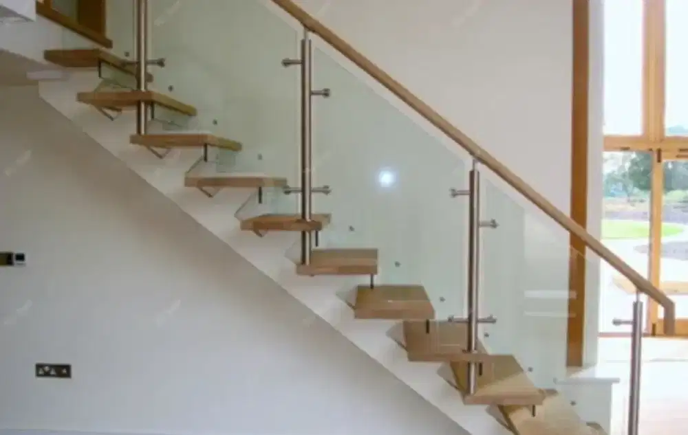 Railing tangga stainless