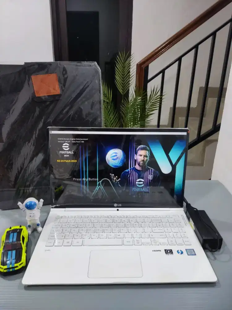 LG Gram X64 HA75K SLIM White LIKE NEW LIMITED EDITION