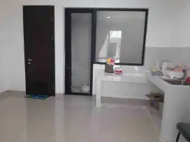 Disewakan murah Rumah PIK Milenial 4,5x10 2BR semi furnish