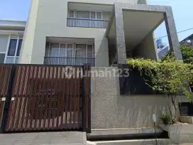 Dijual Rumah 10x18 Minimalis Modern 3 Lantai Sunter Agung Permai Bagus Jrg Ada