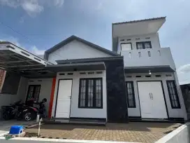 Rumah Barat Tugu Jogja, Jl Godean View Sawah, 3 KT 2 KM