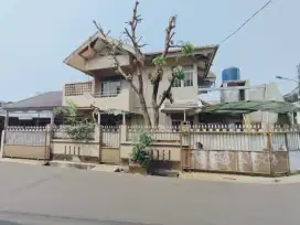 Rumah Lama di Jl Kota Bambu Selatan V Palmerah Jakarta Barat